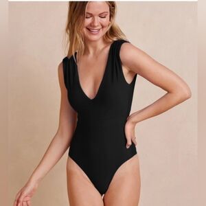 Summersalt The Ruched Backflip One Piece Swimsuit Size 8